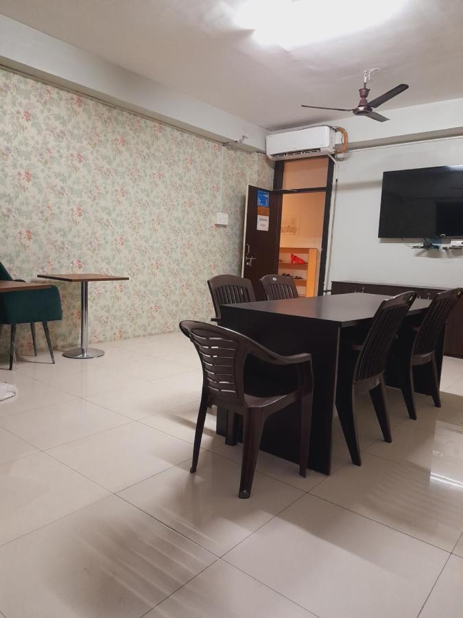 Homestay Ac Dormitory New Delhi Luaran gambar