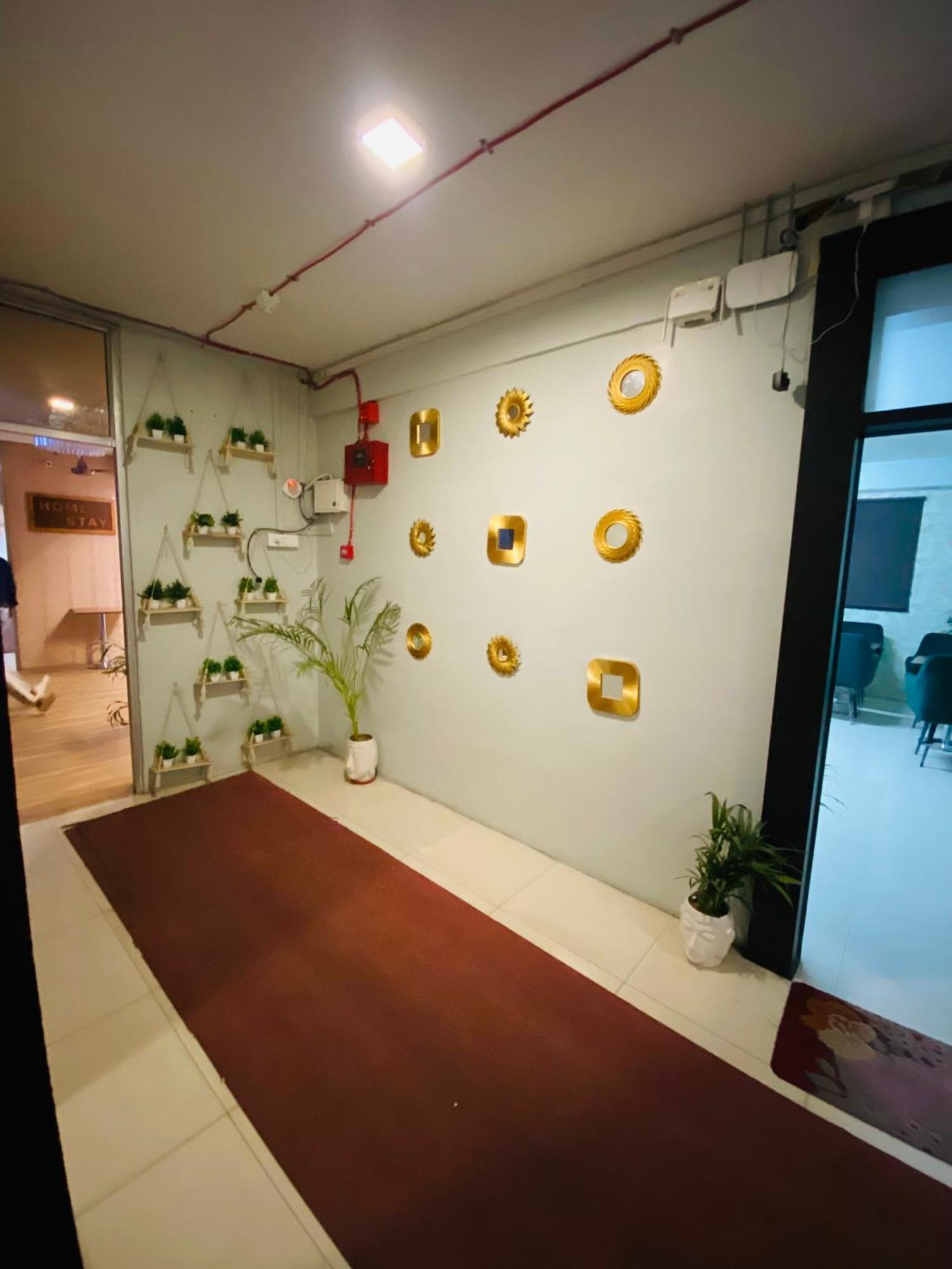 Homestay Ac Dormitory New Delhi Luaran gambar