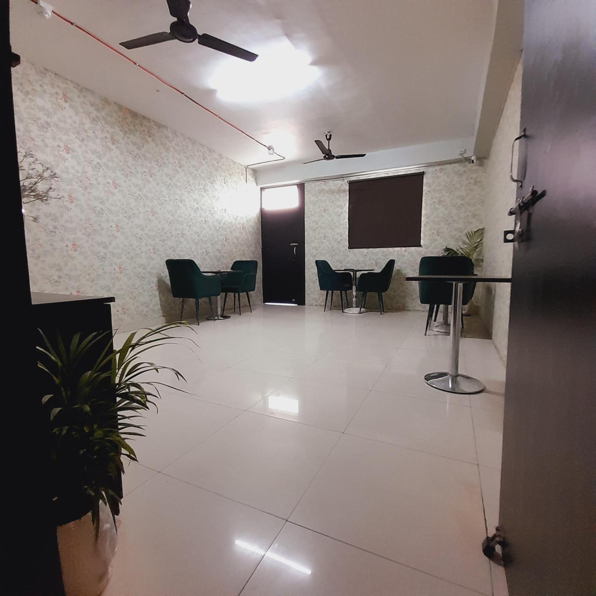 Homestay Ac Dormitory New Delhi Luaran gambar